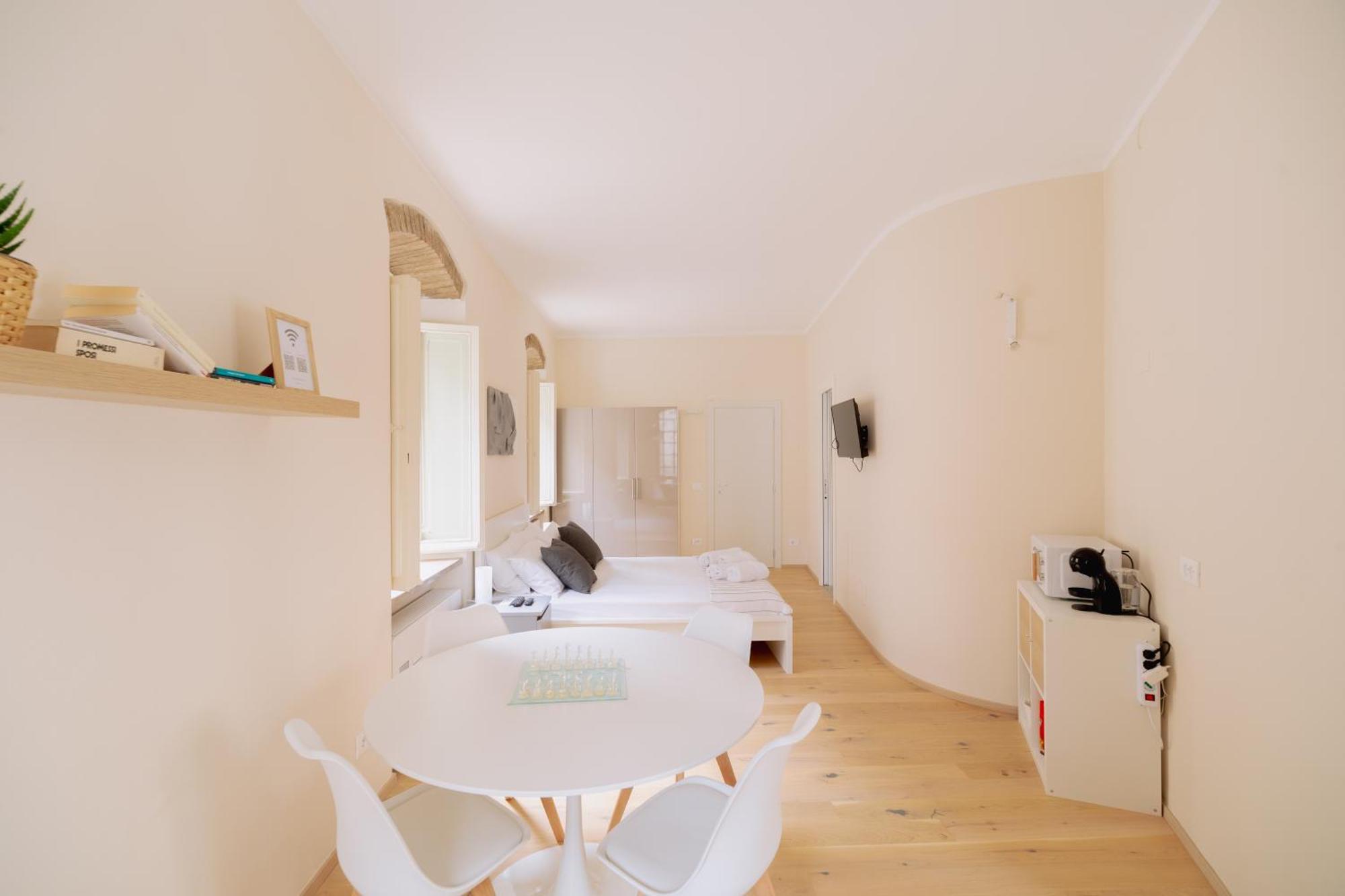 Suite Comunicanti, Tra Antico E Moderno Assisi Exterior photo